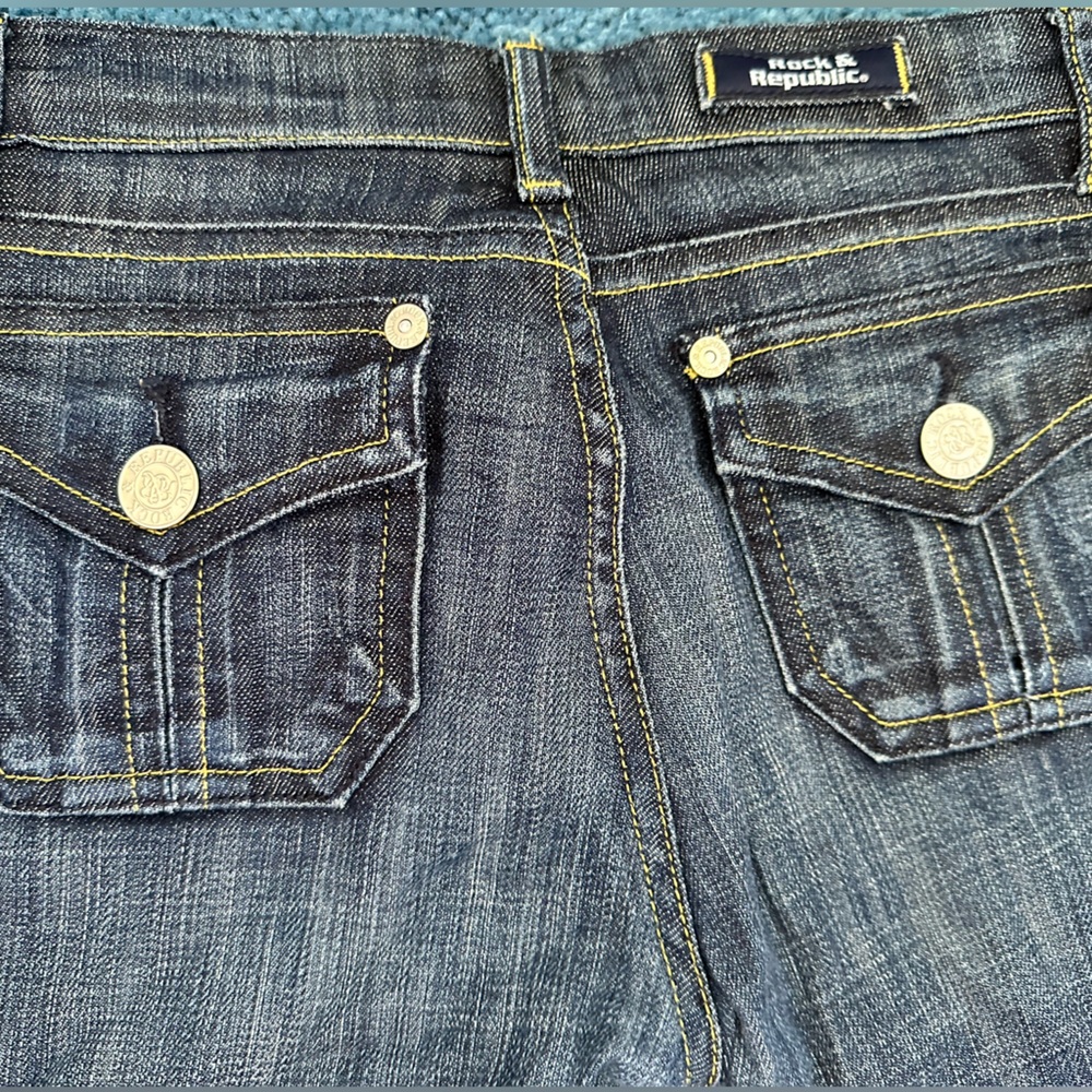Rock & Republic bell bottom jeans size 27
